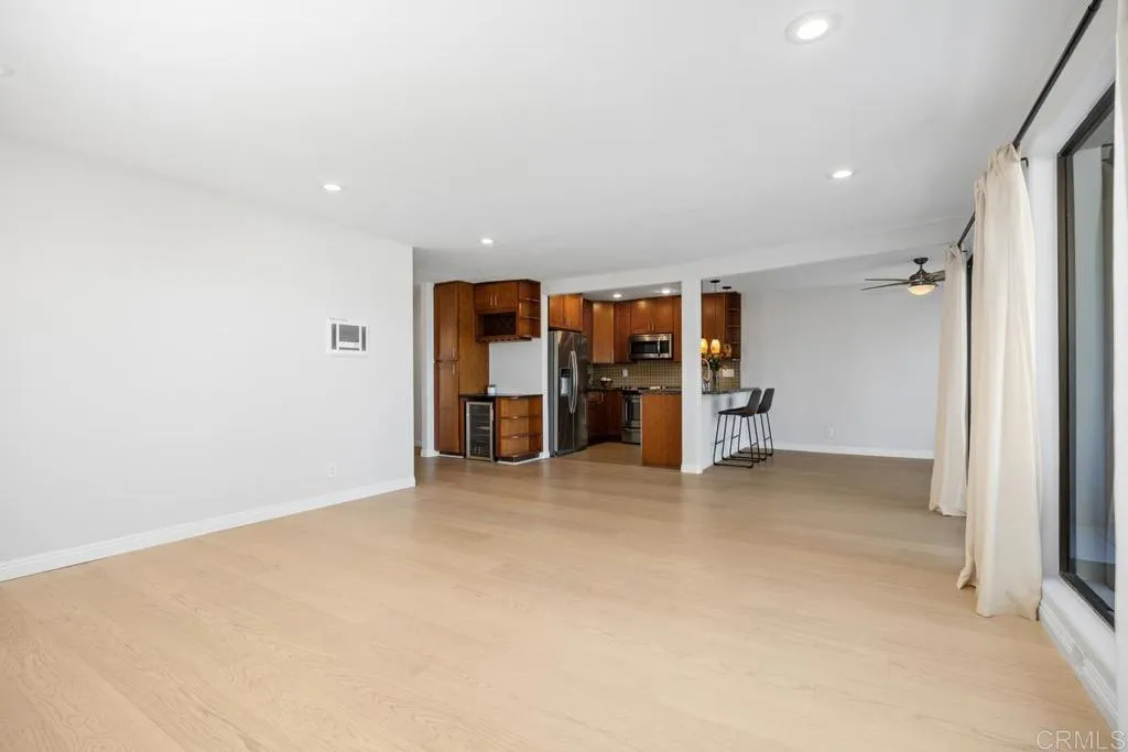https://cdn.realtyfeed.com/cdn/127/307079342/76c1844b8a47cafdbb6d17cbb68b48fd.webp