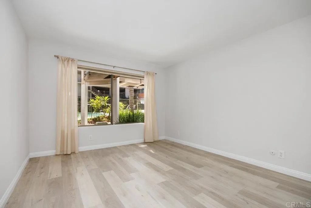 https://cdn.realtyfeed.com/cdn/127/307079342/f4bfd4cbc6bc3f64e06ec1101ece20c9.webp