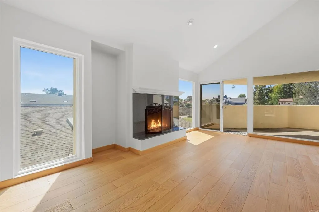 https://cdn.realtyfeed.com/cdn/127/307079416/353ba127df84622c57c4114eb14fb522.webp