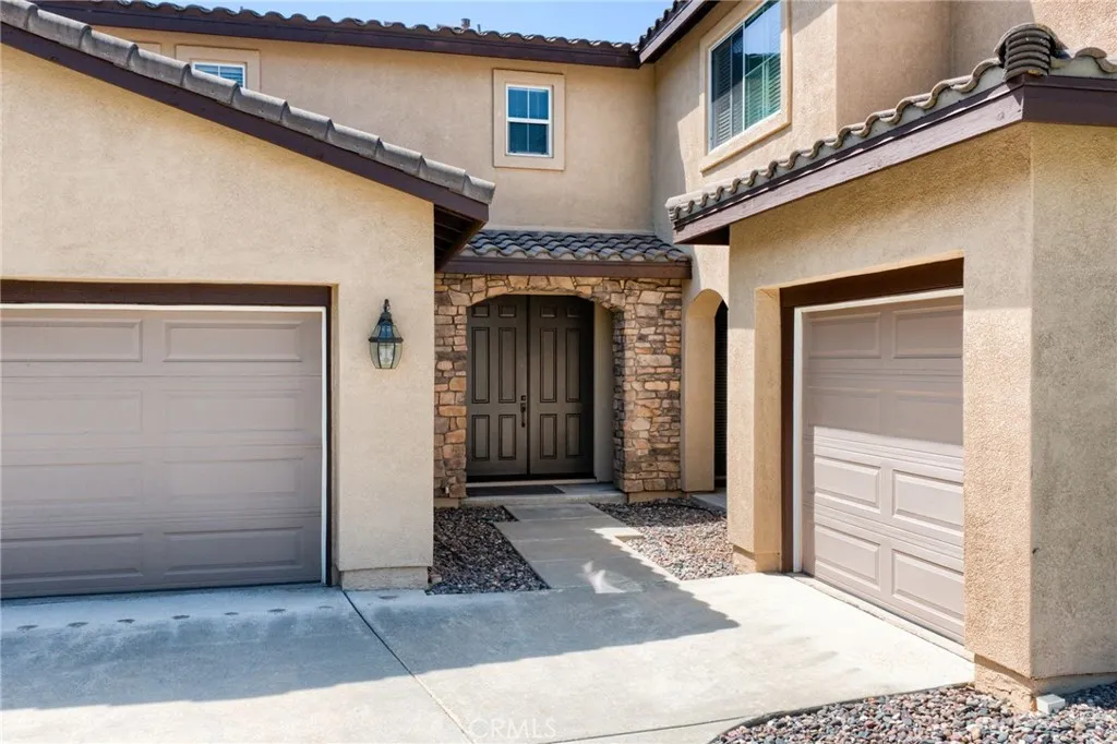 https://cdn.realtyfeed.com/cdn/127/307079430/052e7ed0f87bb212352aa7d1f3efdd1c.webp