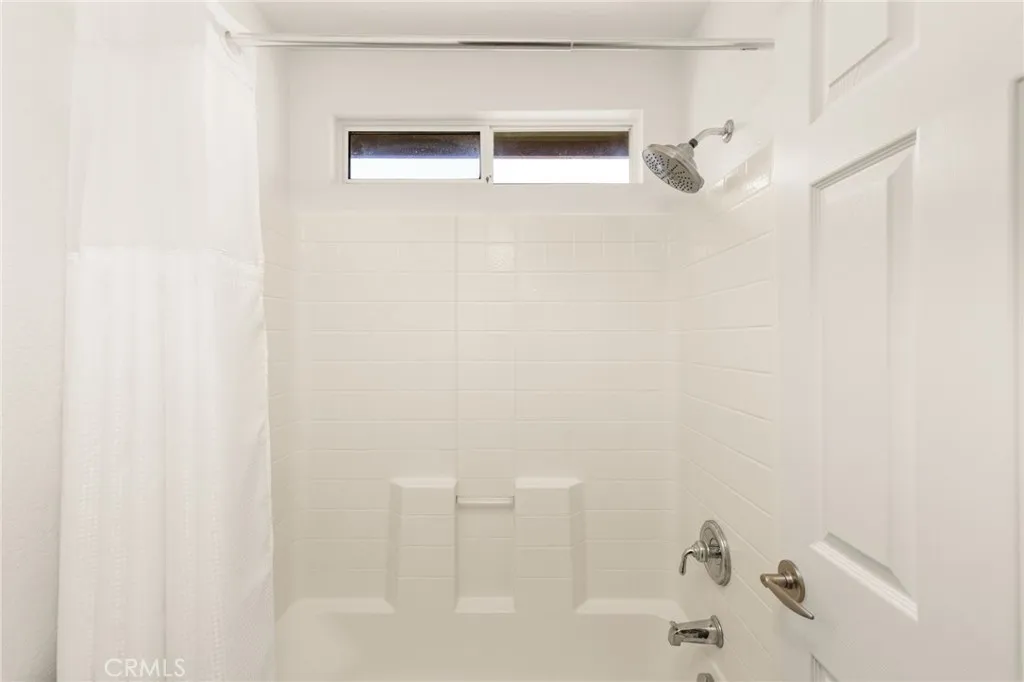 https://cdn.realtyfeed.com/cdn/127/307079430/c019c48bada0b76f8b44105c408fe231.webp