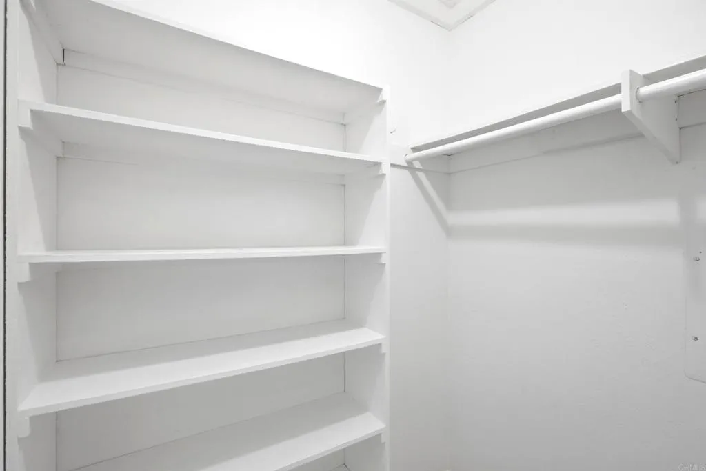 https://cdn.realtyfeed.com/cdn/127/307079431/8730f8fce058d4f66220e45d5cd25565.webp