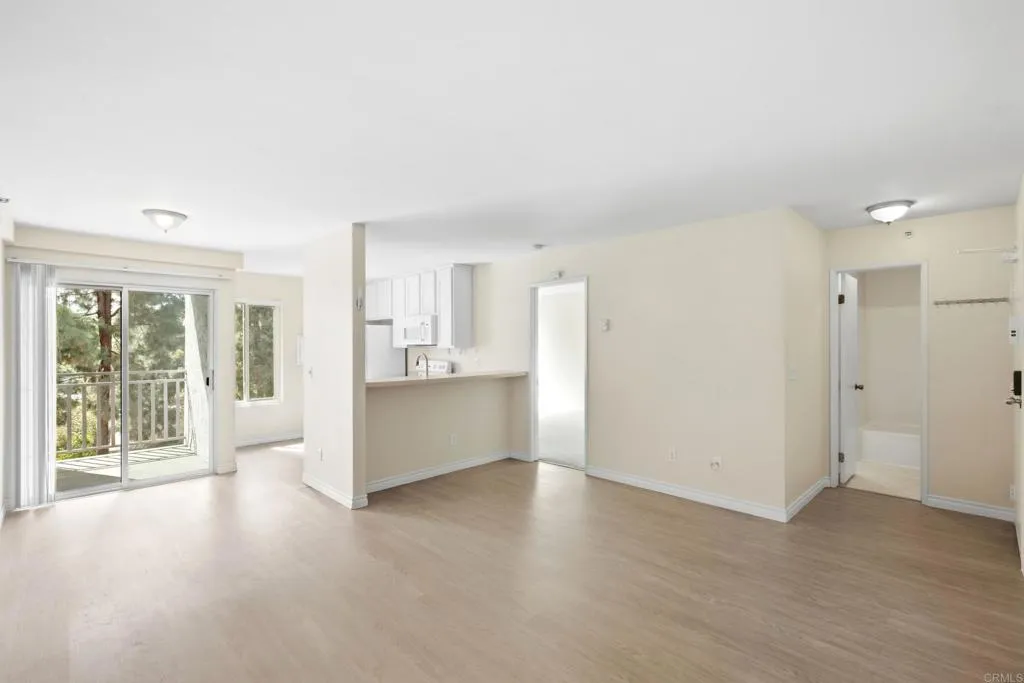 7500 Parkway Drive Unit 207