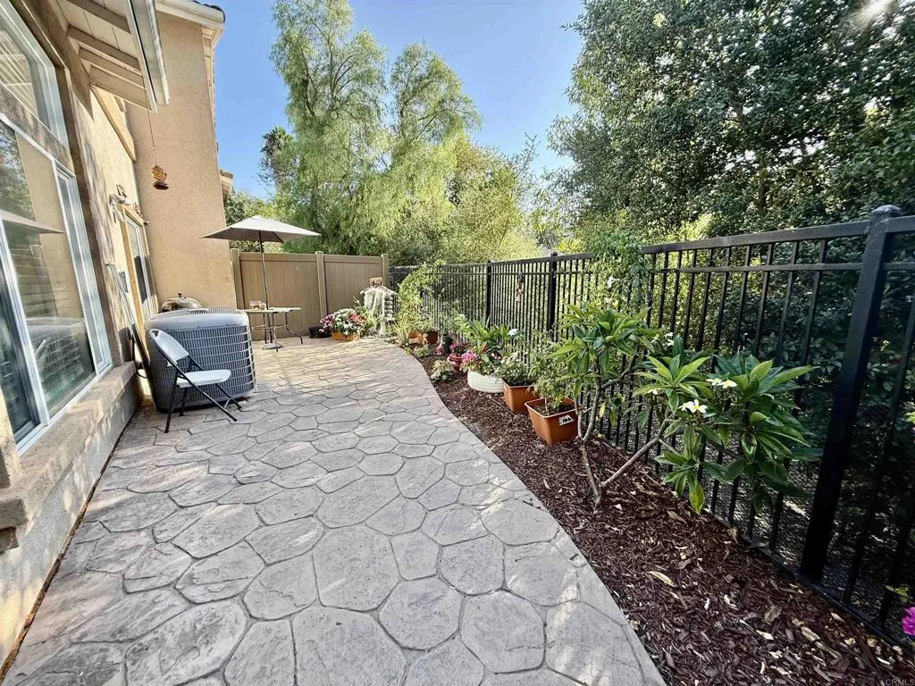 https://cdn.realtyfeed.com/cdn/127/307079432/f03aa4636db6879c2425220c4e7a5d5f.webp