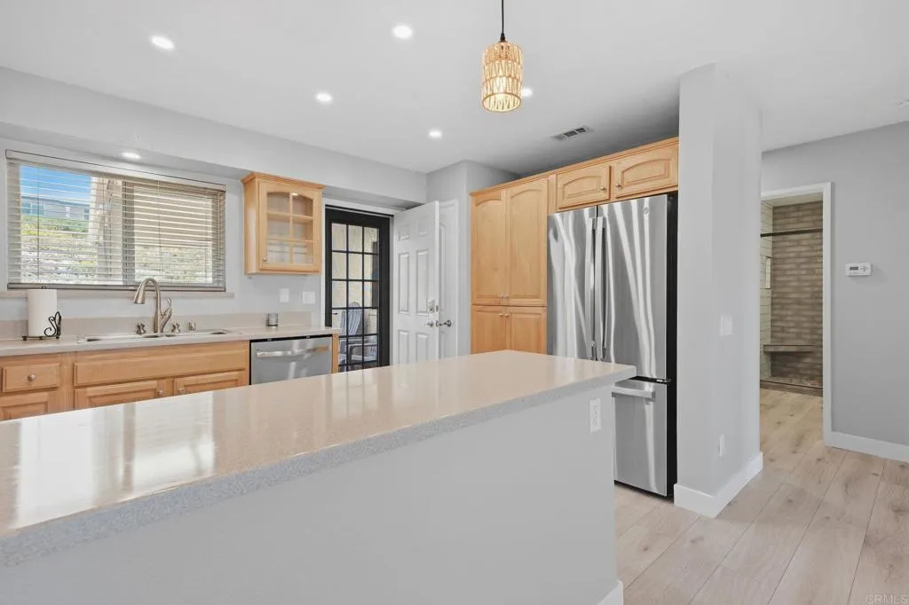 https://cdn.realtyfeed.com/cdn/127/307079452/a4a0f744e5d00ef77f2fb56622d5aed1.webp