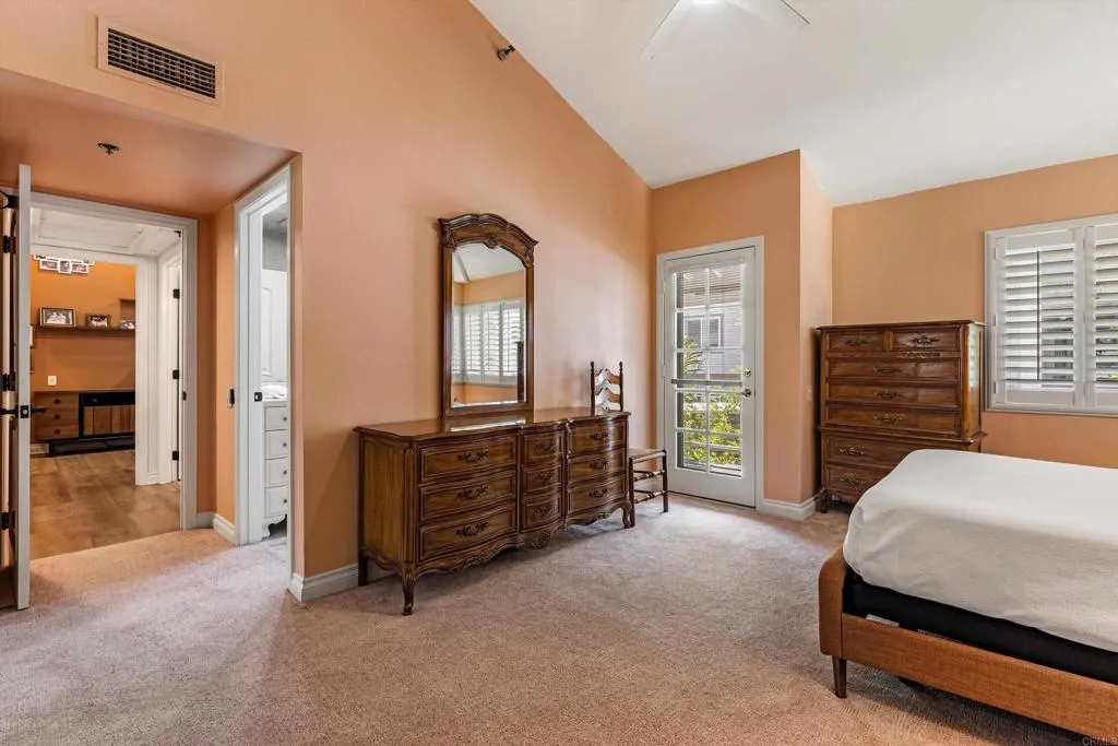 https://cdn.realtyfeed.com/cdn/127/307079505/493f595b8cd9daa6557c639059a46282.webp