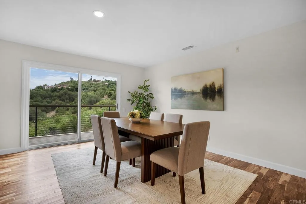 https://cdn.realtyfeed.com/cdn/127/307079512/68cdbf0c76a99f1bbddf02473d72f14d.webp