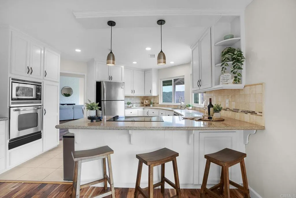 https://cdn.realtyfeed.com/cdn/127/307079512/e0341d075397acdeb7bacb93f174820e.webp