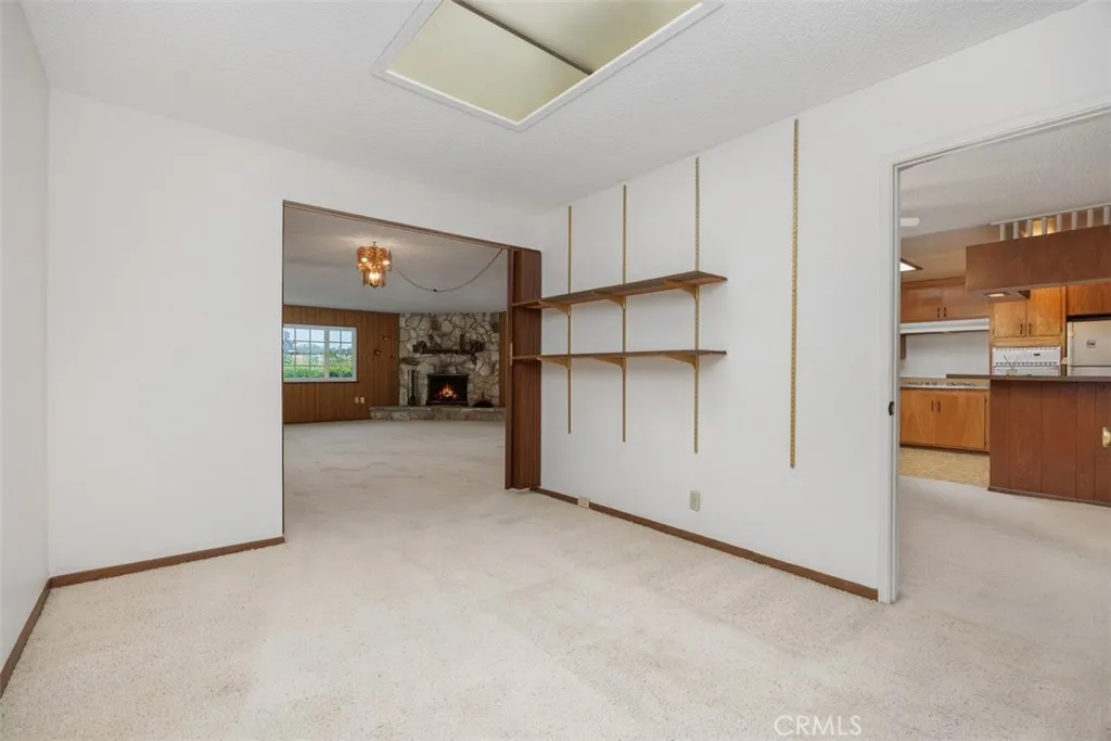 https://cdn.realtyfeed.com/cdn/127/307079544/45496cd2a3656f7c15b80501b9086f02.webp