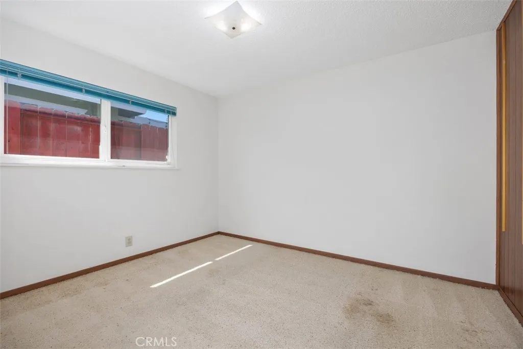 https://cdn.realtyfeed.com/cdn/127/307079544/879ad83afa49db8583233f69d06b01c2.webp