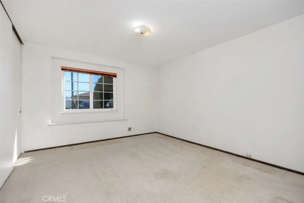 https://cdn.realtyfeed.com/cdn/127/307079544/be6b859020ab1e639b9cc8551f8566b6.webp