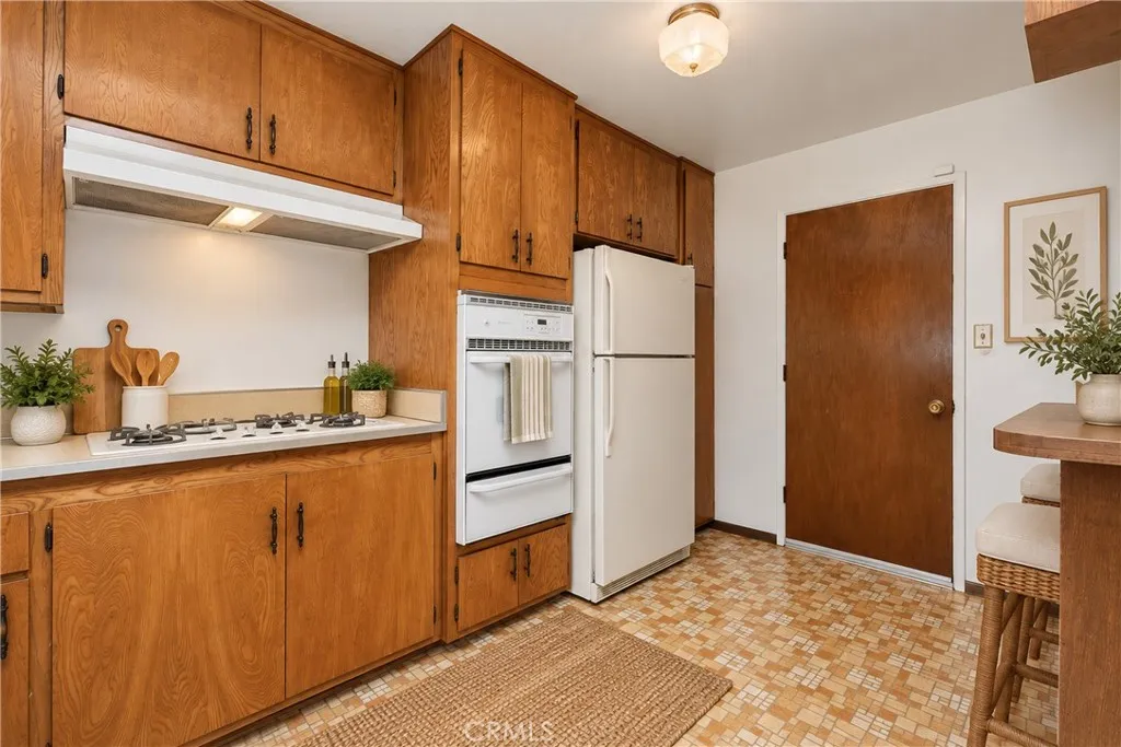 https://cdn.realtyfeed.com/cdn/127/307079544/bff9da2f20a4935961fa3a6116b8263c.webp