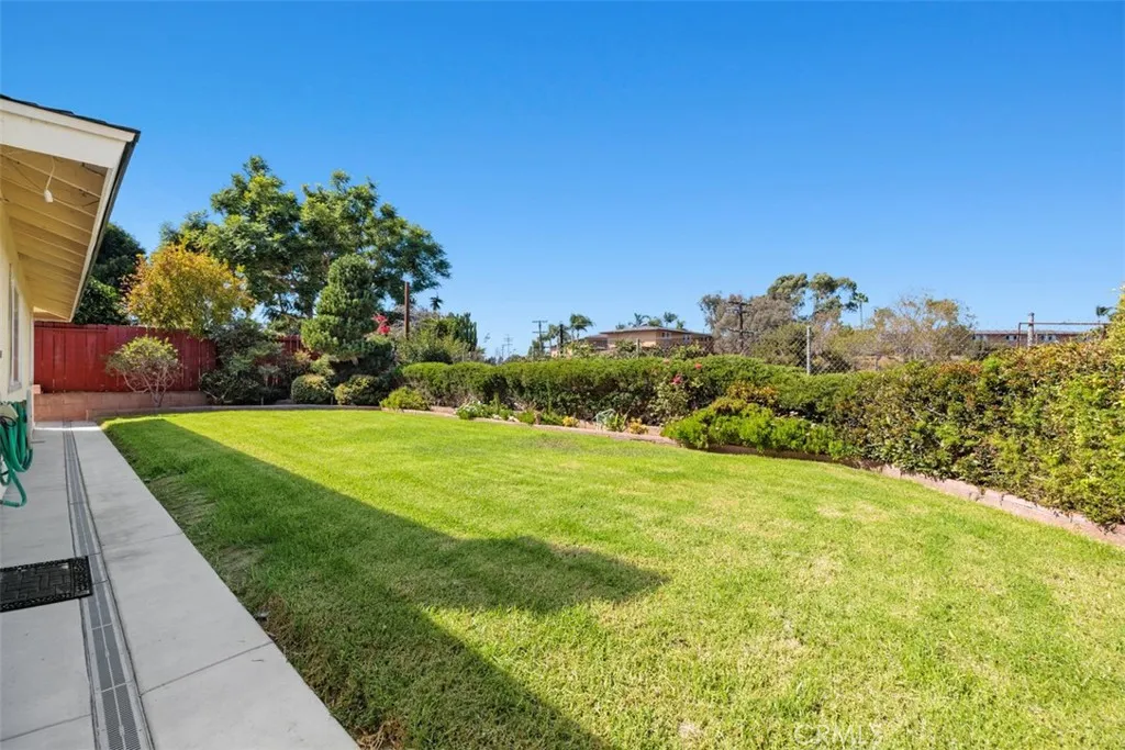 https://cdn.realtyfeed.com/cdn/127/307079544/f64fa2527aa071698598c35816285f4e.webp