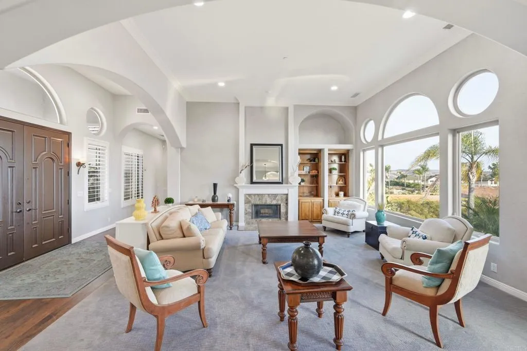 https://cdn.realtyfeed.com/cdn/127/307079575/3a07bad6f23245c6138ebbca055bd0e6.webp