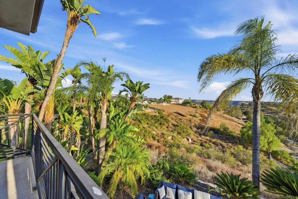 https://cdn.realtyfeed.com/cdn/127/307079575/3fdcb863721108141f6a49db6f1b4d85.webp