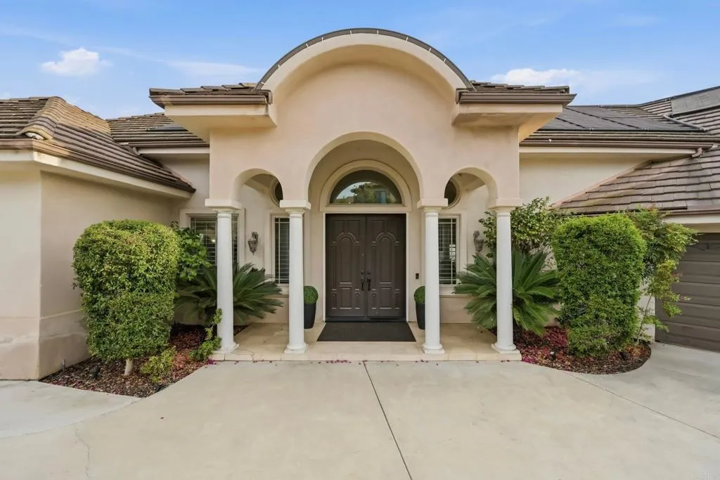 https://cdn.realtyfeed.com/cdn/127/307079575/6d58f0eb1db72c5a0f8308ffe4bc5ade.webp