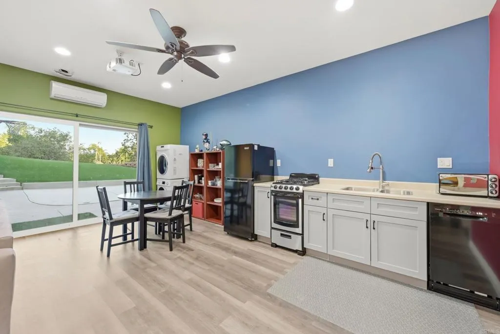 https://cdn.realtyfeed.com/cdn/127/307079575/82fc0735c1e6c6c7b0250d382046eed5.webp