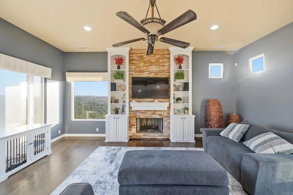 https://cdn.realtyfeed.com/cdn/127/307079575/bcae49e53b4b2b71afa8e77c17faf58e.webp