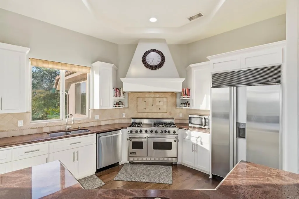https://cdn.realtyfeed.com/cdn/127/307079575/c96569528dbec5249e9756ef24ce8738.webp
