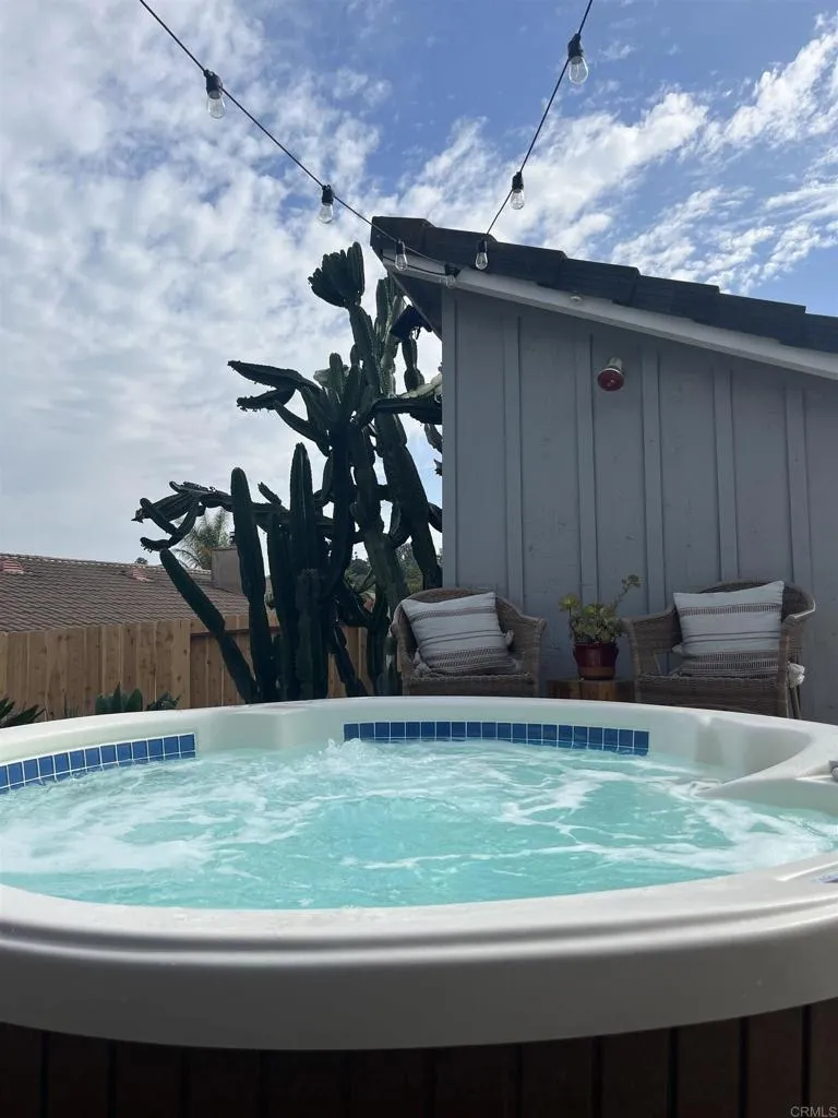 https://cdn.realtyfeed.com/cdn/127/307079582/a3b046c3acfaa789d48b35e8f738b9a2.webp