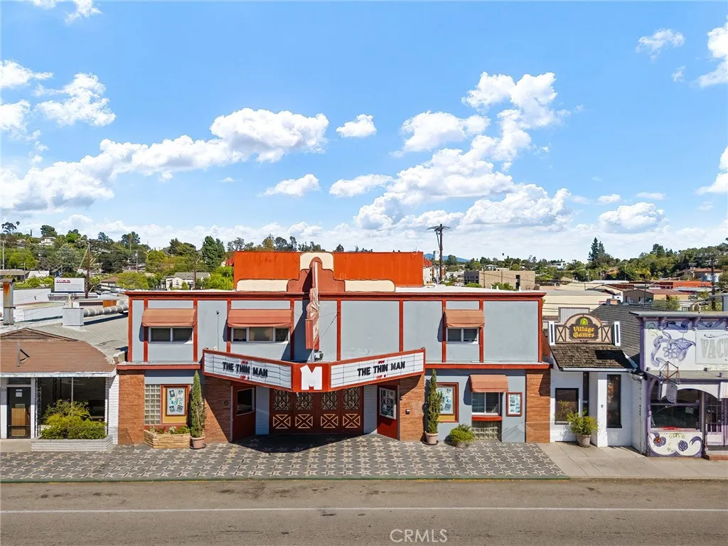 https://cdn.realtyfeed.com/cdn/127/307079631/dc78a607c2c06ad5017ea6d5b1cd1b09.webp