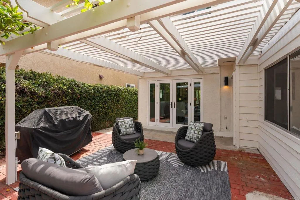 https://cdn.realtyfeed.com/cdn/127/307079664/7e1e2490317a73f725968f763d6dc91e.webp