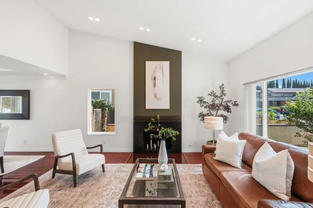 https://cdn.realtyfeed.com/cdn/127/307079664/b07170c4e859bc20f5e20dfe68c9c417.webp