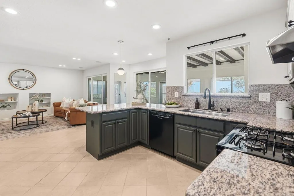 https://cdn.realtyfeed.com/cdn/127/307079664/c562e9574b9ace8fed6463997560b40d.webp
