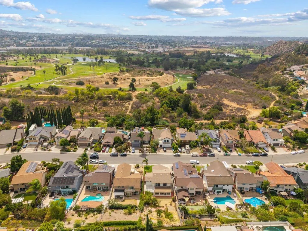 https://cdn.realtyfeed.com/cdn/127/307079664/e9c05d8bb12c491e3b038013ff3b14f8.webp