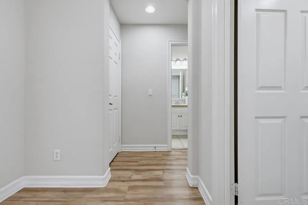https://cdn.realtyfeed.com/cdn/127/307079813/4bf9808385f631e96559ffa5a17958b9.webp