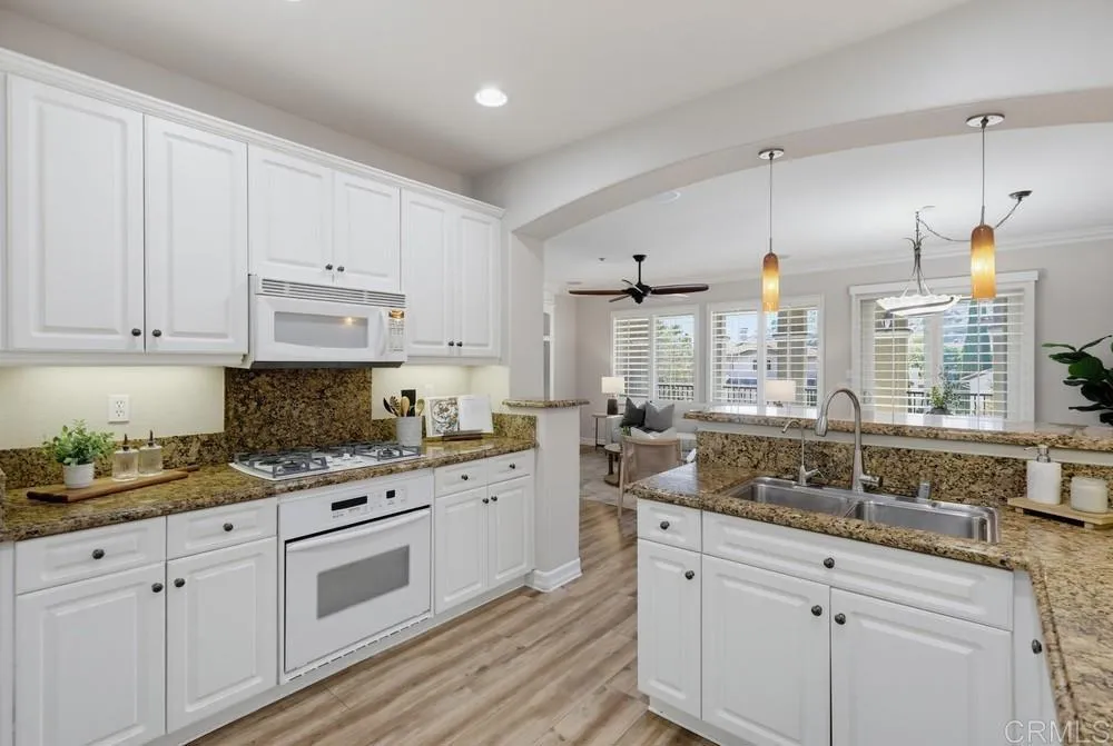 https://cdn.realtyfeed.com/cdn/127/307079813/8ac202be3eaabfe59c330dd9979ec6a1.webp