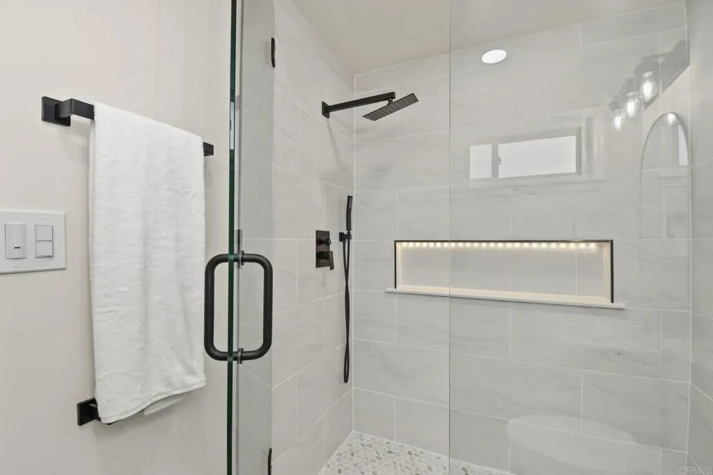 https://cdn.realtyfeed.com/cdn/127/307079834/488c38af248b3d27fea763e82aad30d9.webp