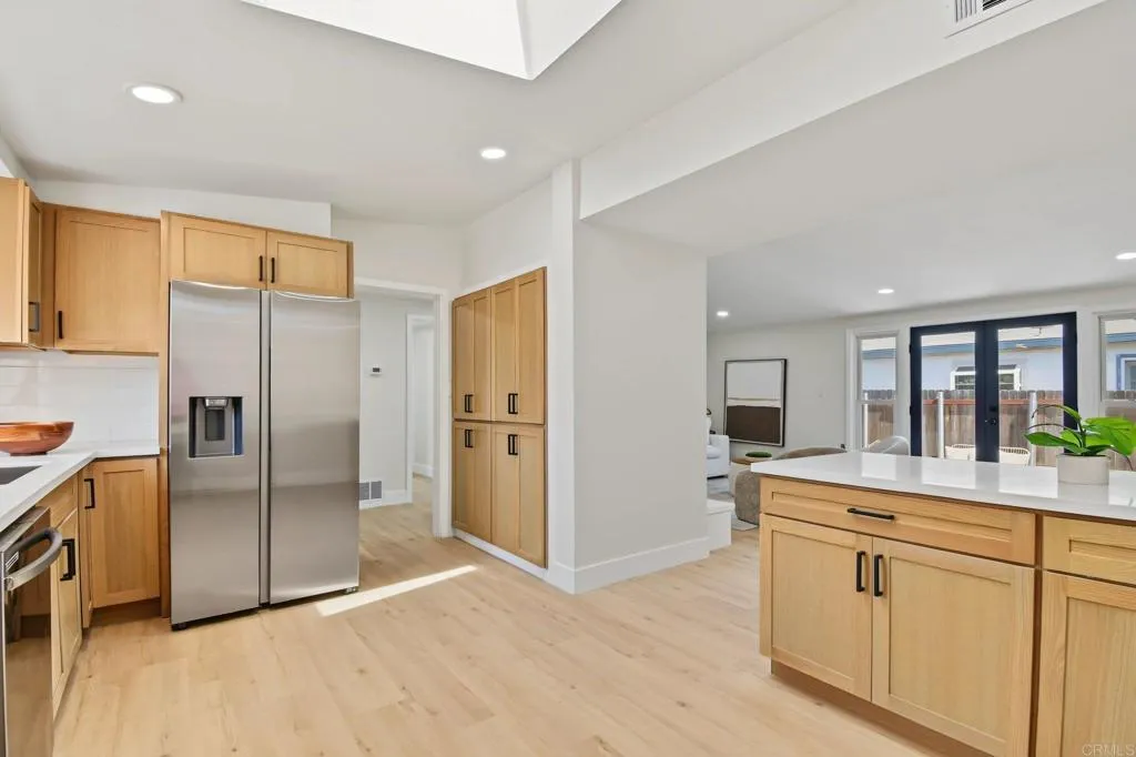 https://cdn.realtyfeed.com/cdn/127/307079834/ec7b5b8d63d96d25a944c13e314ed3de.webp