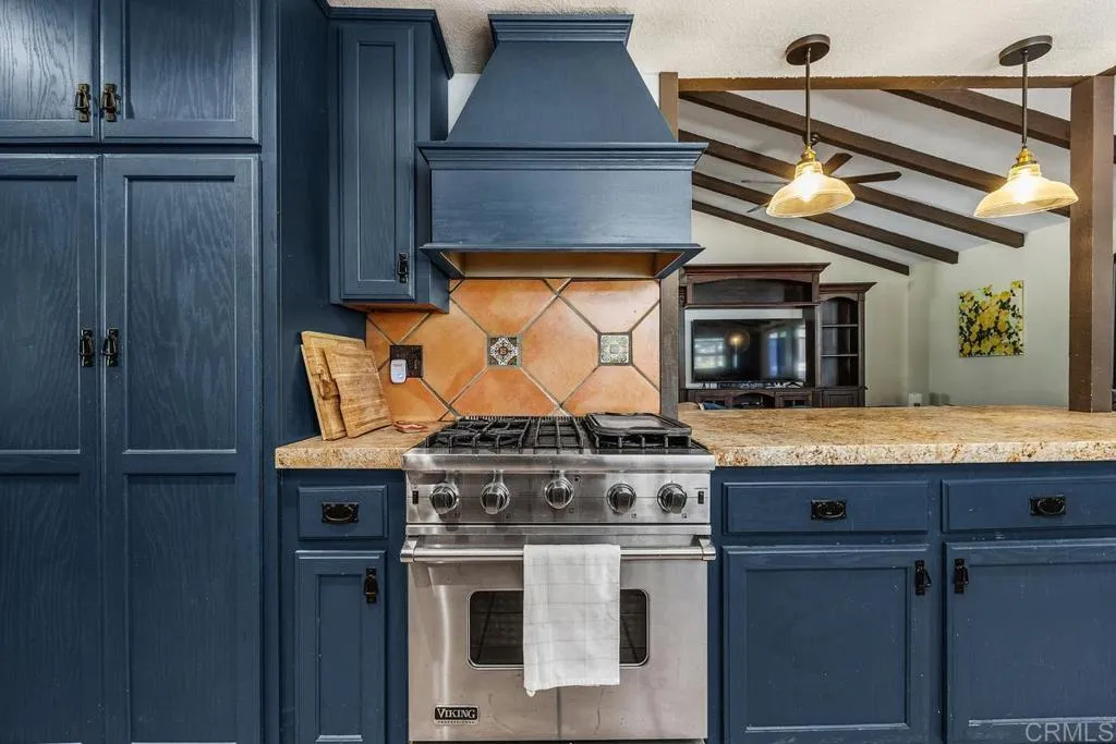 https://cdn.realtyfeed.com/cdn/127/307079850/08dcd5681b14f241c0703d1dedc6dcdf.webp