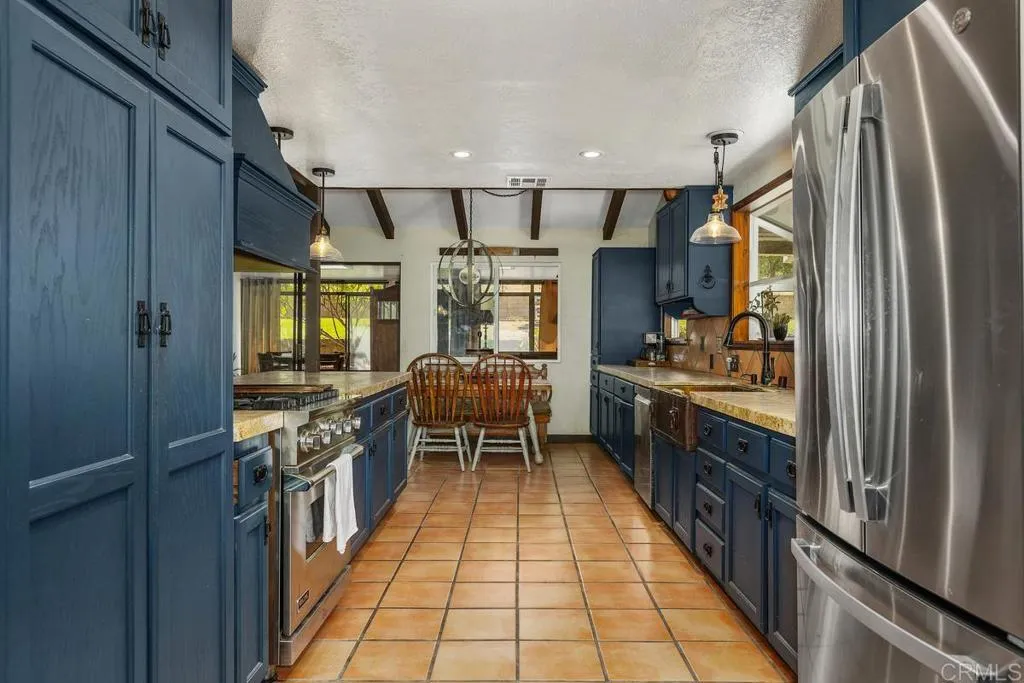 https://cdn.realtyfeed.com/cdn/127/307079850/0f27c4e705c433d8646498d3c073fd33.webp
