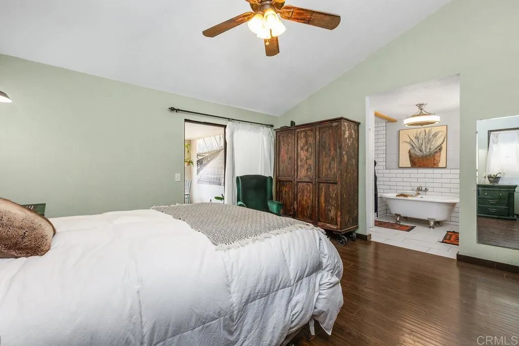https://cdn.realtyfeed.com/cdn/127/307079850/665d36454692a7b862db8a18a3a9730e.webp
