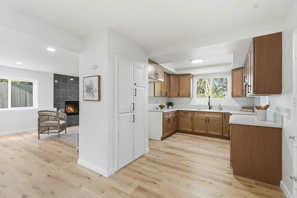 https://cdn.realtyfeed.com/cdn/127/307079852/f83bc8f7a2fcbcbb8a5aa338cd236de0.webp