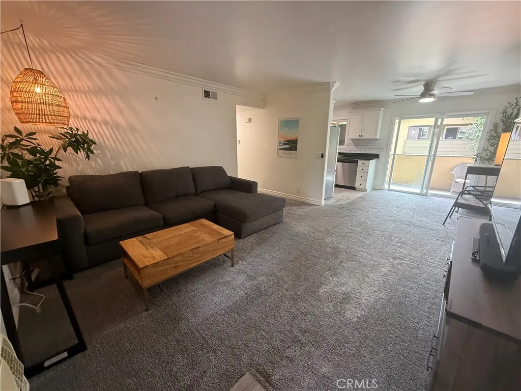 190 Avenida Descanso Unit I, Oceanside, CA 92057 - Photo 3 of 13, Oceanside, CA