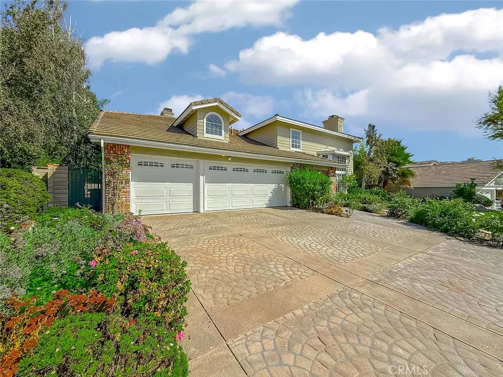 Agoura Hills, CA 91301