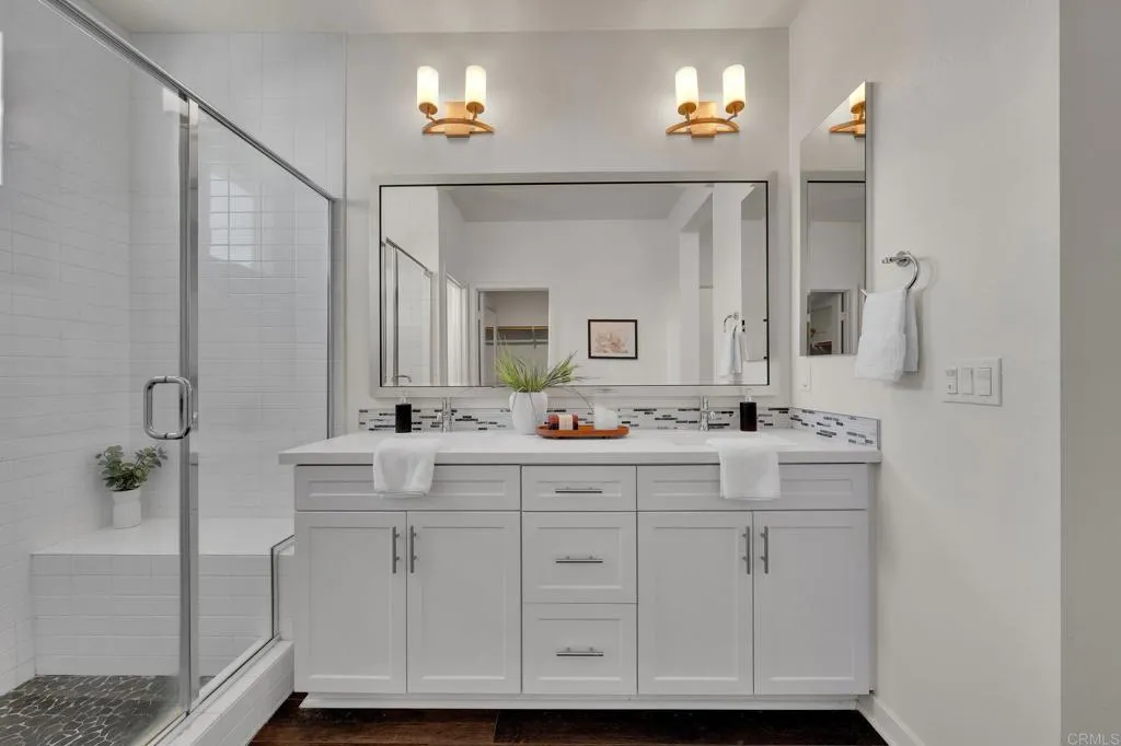 https://cdn.realtyfeed.com/cdn/127/307080300/1d5a7a1455c270f3676ebc2ea2b3d1eb.webp