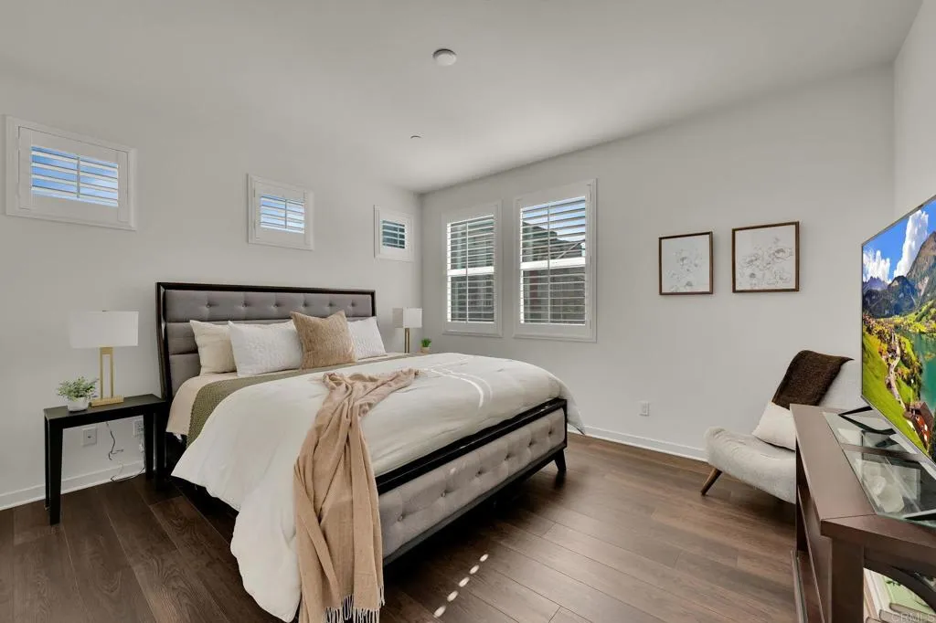 https://cdn.realtyfeed.com/cdn/127/307080300/2e8ed48988f10256f564425569989959.webp