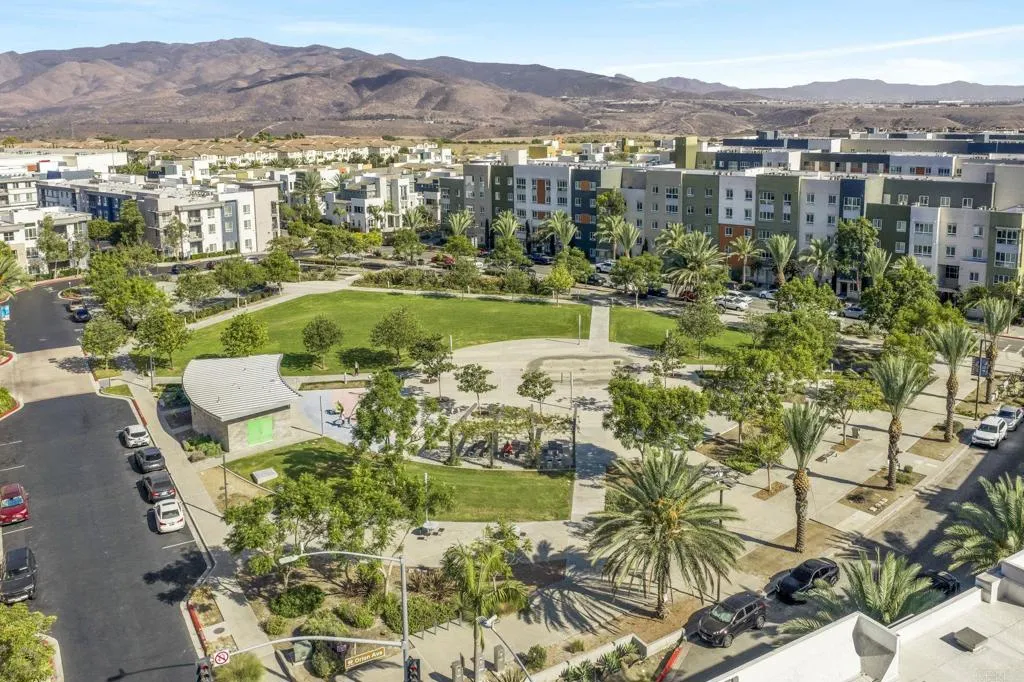 https://cdn.realtyfeed.com/cdn/127/307080300/b80880efb6e157d42c7a5aa4b0b32140.webp