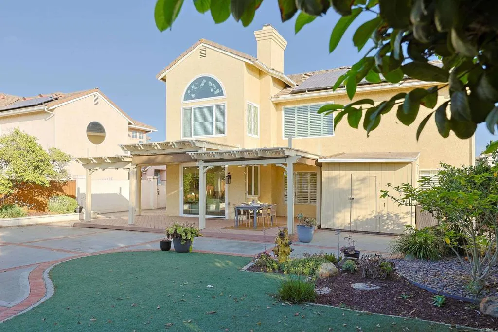https://cdn.realtyfeed.com/cdn/127/307080304/28aed8be3f267cb0140455fb8b272149.webp