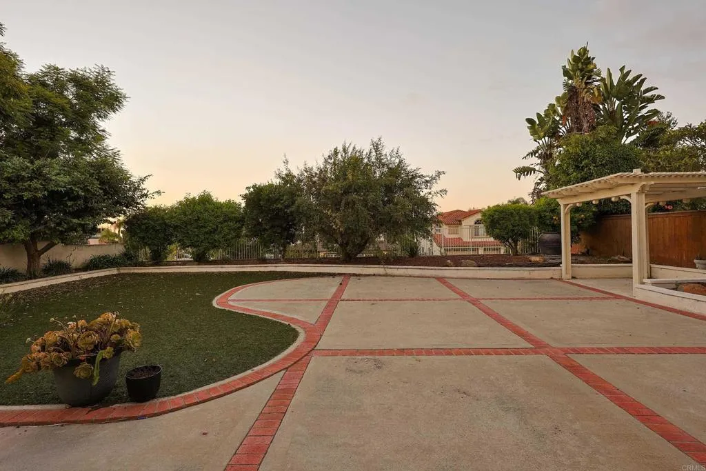 https://cdn.realtyfeed.com/cdn/127/307080304/4aa366e53d61bb6d1a6f0f76e7a37a18.webp