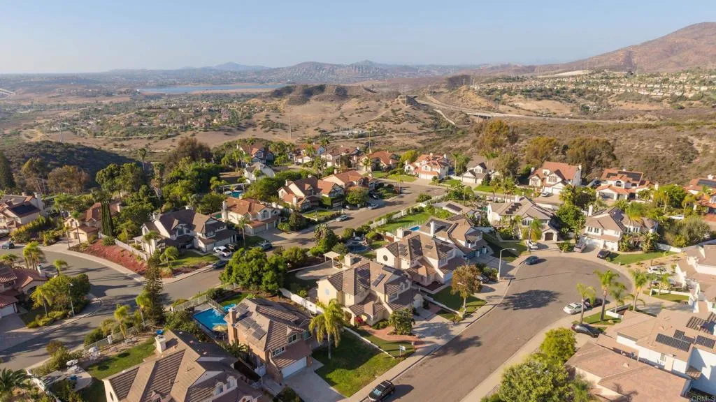 https://cdn.realtyfeed.com/cdn/127/307080304/4d28ecfeea838572d83cba3e8b305c38.webp