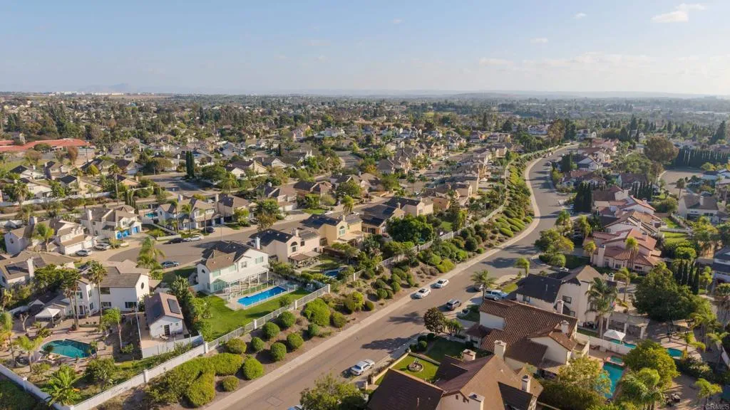 https://cdn.realtyfeed.com/cdn/127/307080304/8adf1579bc73b9831dbd861ef9d19cba.webp