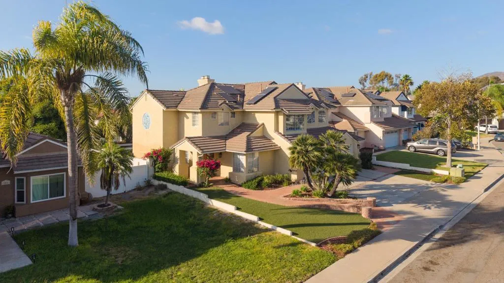 https://cdn.realtyfeed.com/cdn/127/307080304/ed2564e6f57a5b4b005b77bcb000f6b6.webp