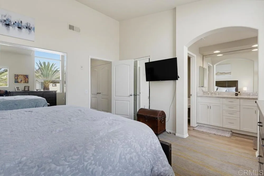 https://cdn.realtyfeed.com/cdn/127/307080306/1cd926614aaee2969c0c5f139f5727ff.webp
