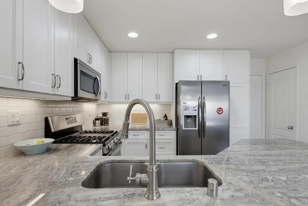 https://cdn.realtyfeed.com/cdn/127/307080306/51e40788ae454d76e65a440bfc0ddfca.webp