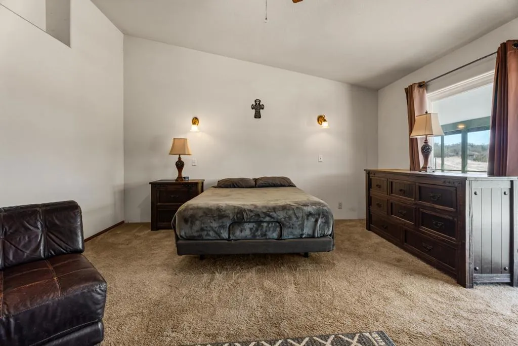 https://cdn.realtyfeed.com/cdn/127/307080322/47d98d26dd8c7e594de8b02905eb1bdb.webp